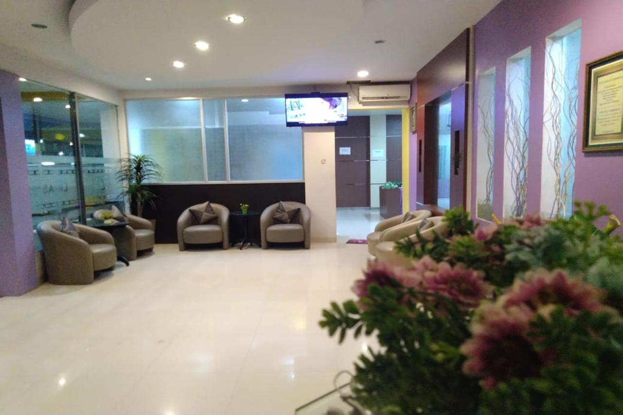 Liras Hotel Syariah Pulupanda Exteriér fotografie