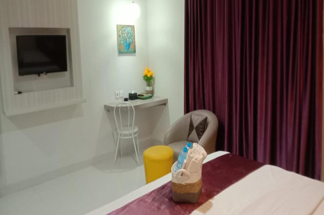 Liras Hotel Syariah Pulupanda Exteriér fotografie